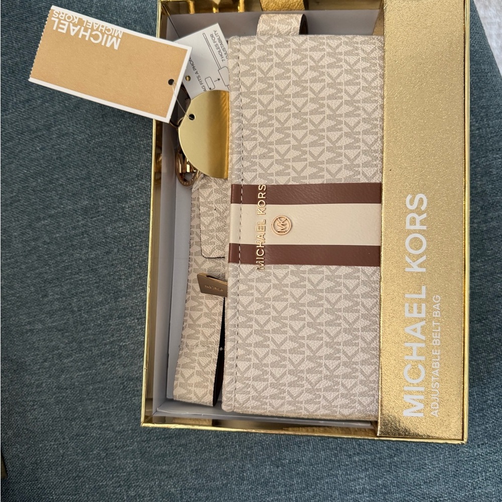 NWT Michael Kors small adjustable belt bag